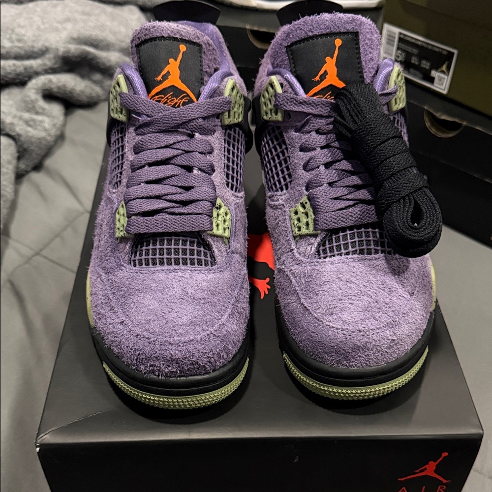 Air jordan 4 Purple Canyon BRAND NEW